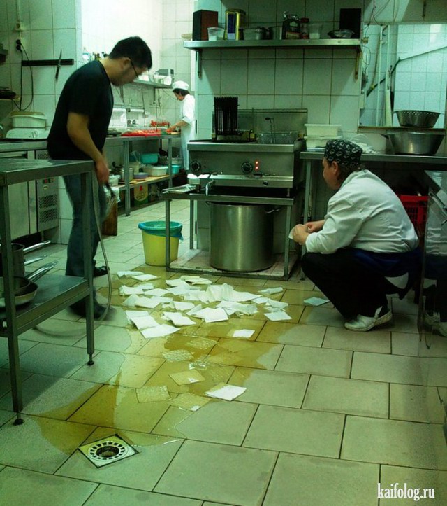 Funny restaurant kitchen pranks